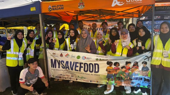 2783.7 KILOGRAM HARAPAN: INISIATIF MYSAVEFOOD BAWA SENYUMAN KE KOLEJ SISWA JAYA