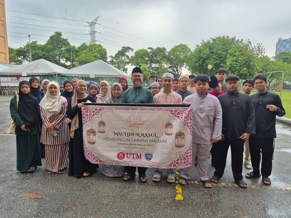 PERARAKAN MAULIDUR RASUL DI DESA REJANG ERATKAN HUBUNGAN MAHASISWA DAN KOMUNITI